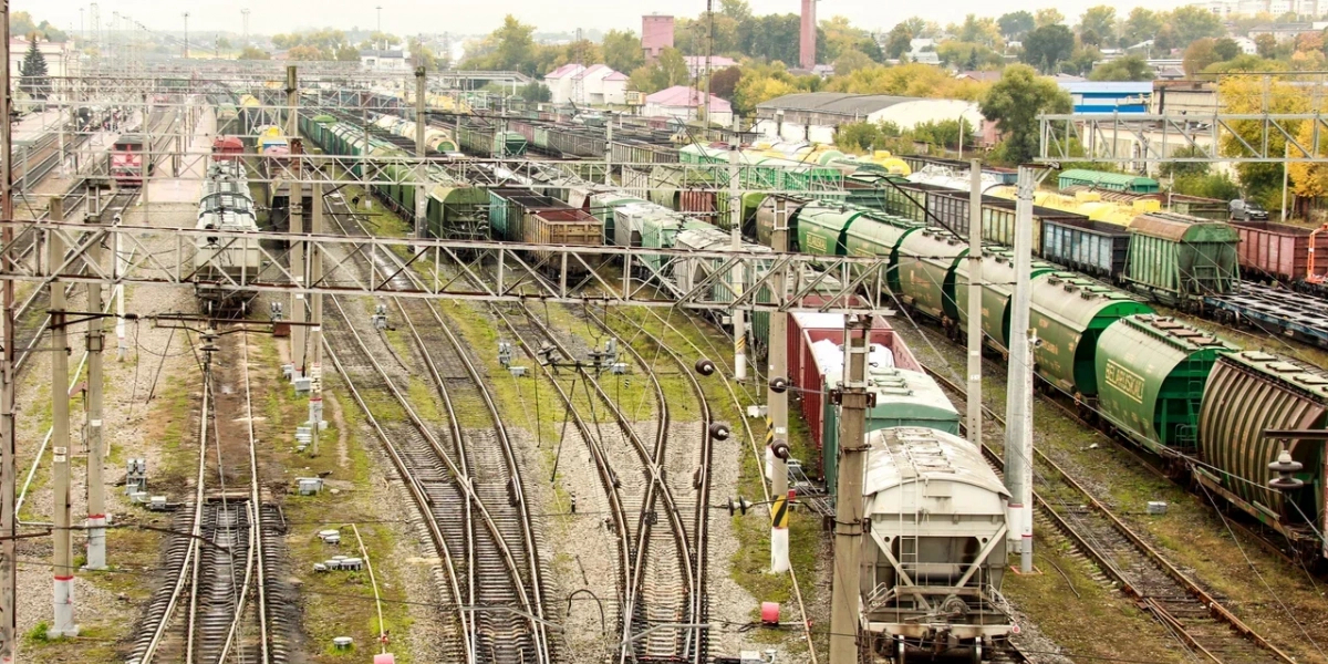  Коммерсантъ: Нефтяники хотят быстрее везти грузы по железной дороге