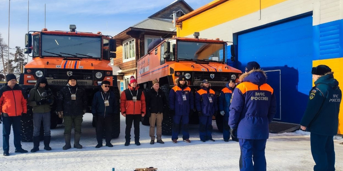 Спасатели из Якутска на "Бурлаках" отправились в экспедицию по следам Беринга