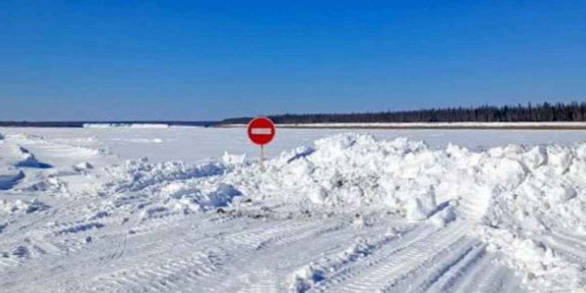 В Якутии ограничили движение через ледовые переправы