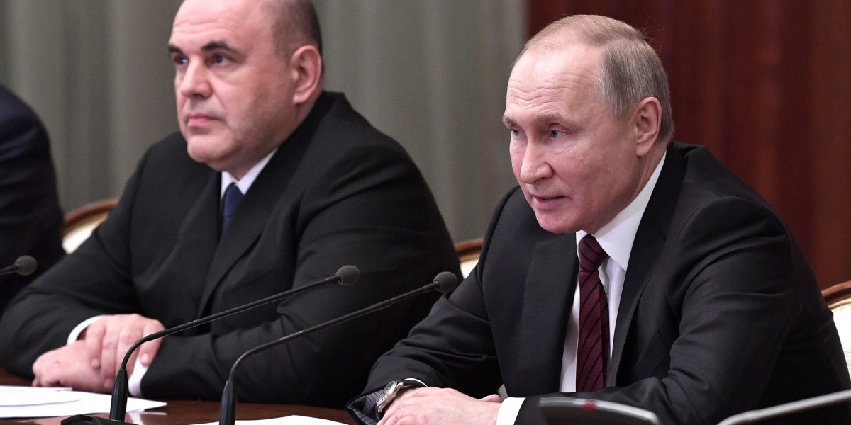«Ъ»: прямую линию с президентом РФ Владимиром Путиным планируют провести в ноябре-декабре 2023 года